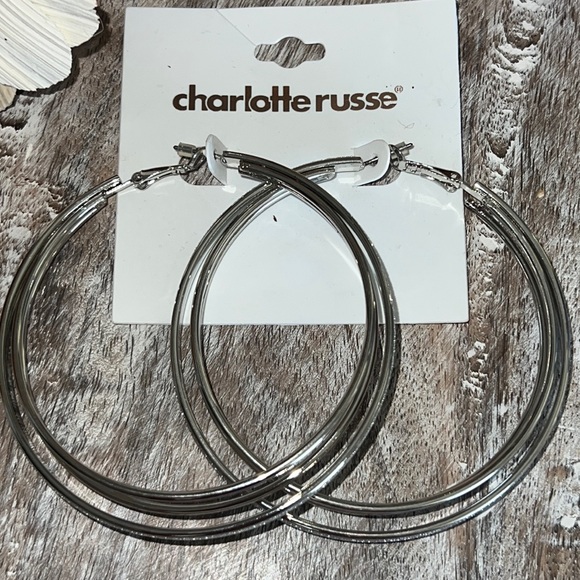 3/$20🎀 Charlotte Russe Large Hoops! - Picture 1 of 5